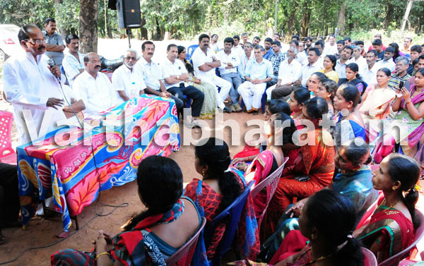 ಕಾರ್ಕಳ : ತಾ.ಪಂ ಮತ್ತು ಜಿ.ಪಂ ಗಳಲ್ಲಿ ಕಾಂಗ್ರೆಸ್ ಅಧಿಕಾರ ಹಿಡಿಯುವುದು ಶತಸಿದ್ಧ-ಡಾ.ಎಂ. ವೀರಪ್ಪ ಮೊಯ್ಲಿ